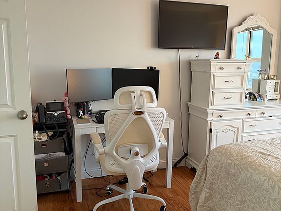 5th image of 747 10th Ave APT 19H