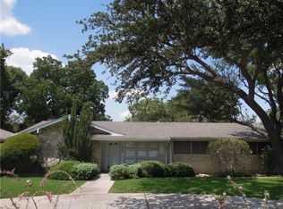 3221 Royal Ln, Dallas, TX