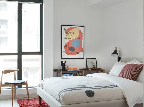 El Centro Apartments and Bungalows