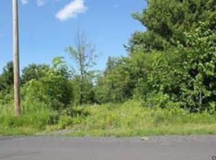 5414 Hennessey Rd, Voorheesville, NY 12186