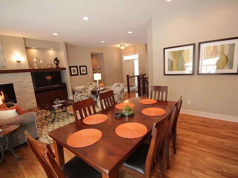 4033 Cameo Pl NE — Photo 8