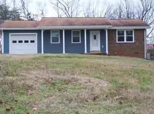 419 Bonnie Brae Dr, Maryville, TN 37801