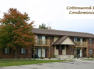 7701 Riverview Dr APT 101, Jenison, MI 49428