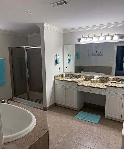 300 Watermarke Ln — Photo 10