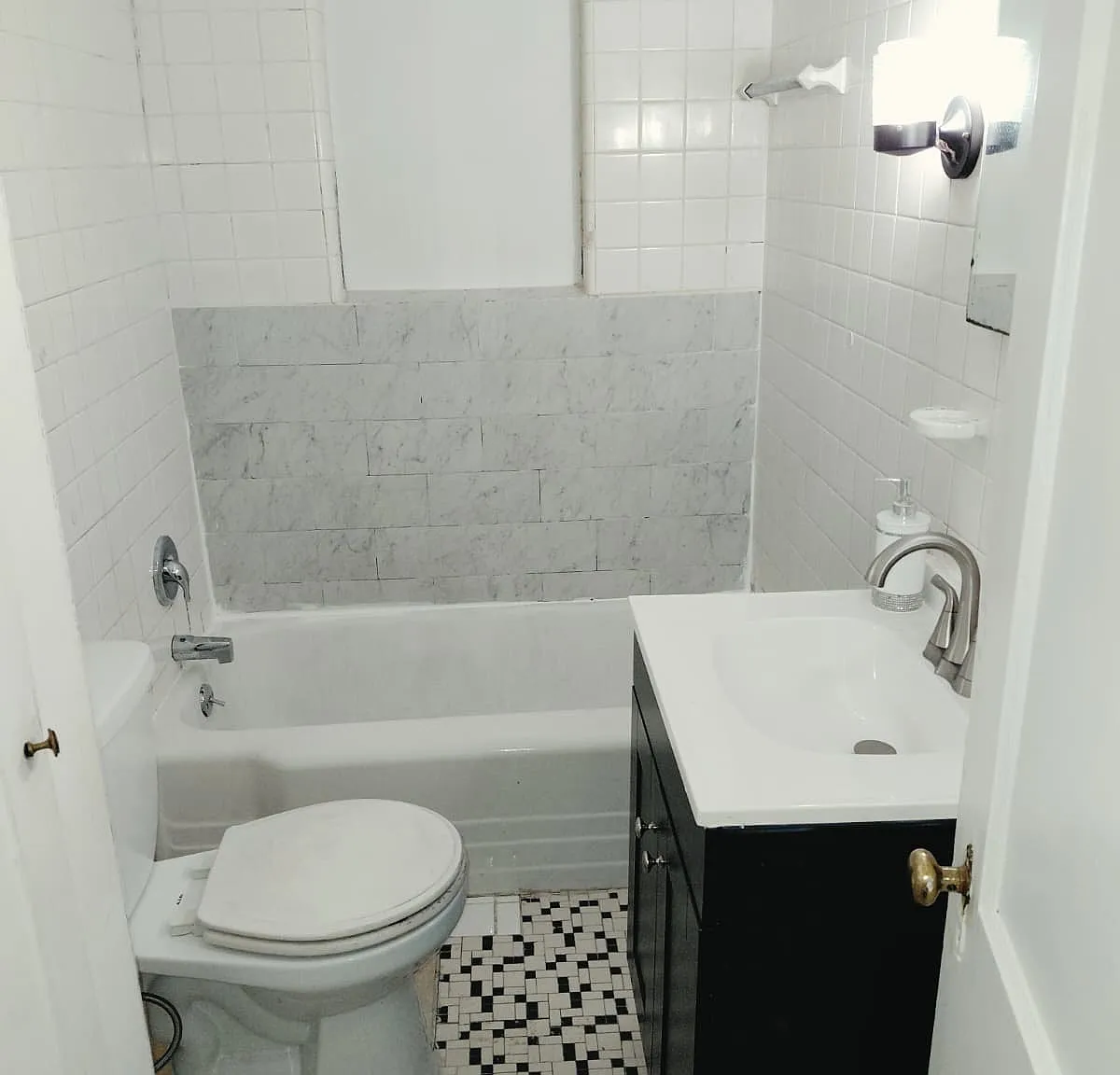 4 bed, 2026 sqft, $800 — Photo 3