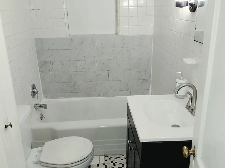 8424 Nylon Ave — Photo 3