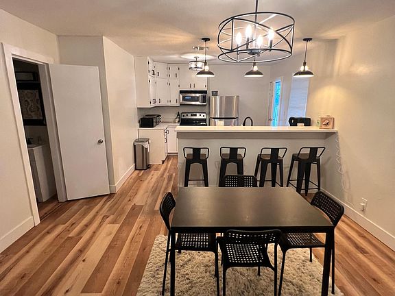 4th image of 3519 W Bay Ave