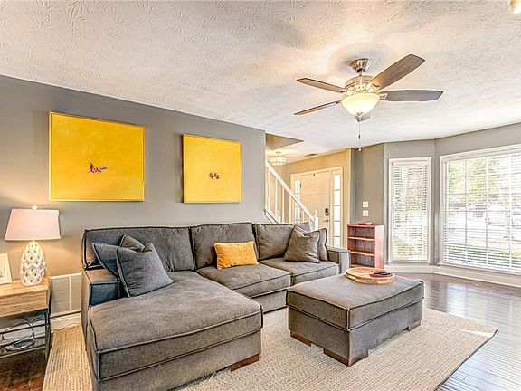 4th image of 8955 Club River Dr
