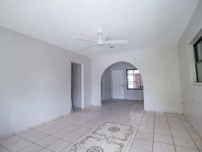 15 N Oxalis Dr — Photo 4