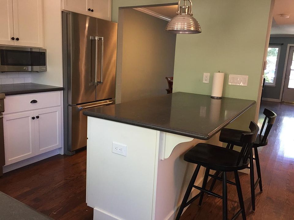 1st image of 585 Latimer Cir