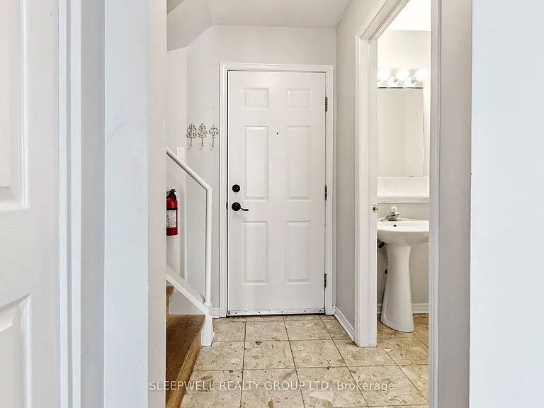 232 Wilbrod St #2 — Photo 3