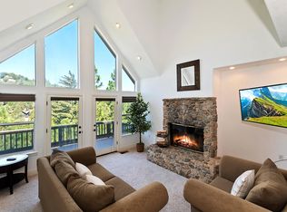 1244 Montreal Dr, Lake Arrowhead, CA 92352