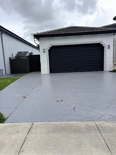 3031 SW 149th Ave #1 Photo 1