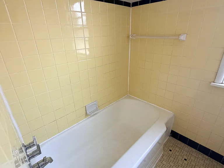 2307 Noble Rd #2 — Photo 17