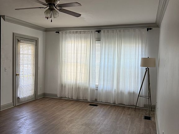 3rd image of 6 Jarvis Creek Ln