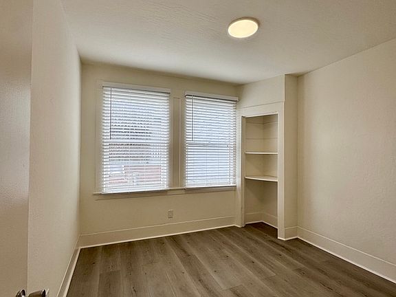 2nd image of 814 Bay St