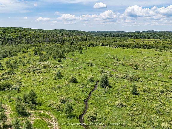 3rd image of 530 Clearwater Lake Rd