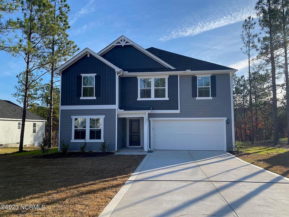 1st image of 373 Desert Orchid Circle