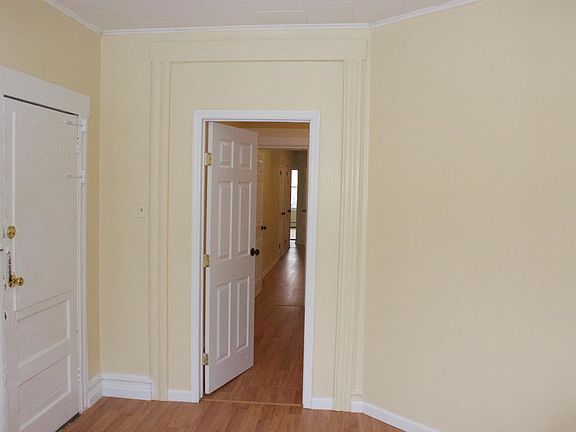 4th image of 71 Clarke Avenue # First Floor