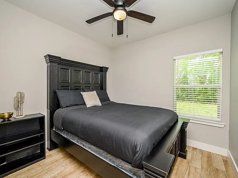 5007 Briscoe St #B — Photo 17