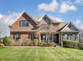 107 Barlow St, Waxhaw, NC 28173