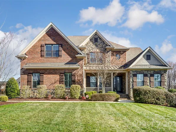 107 Barlow St, Waxhaw, NC 28173