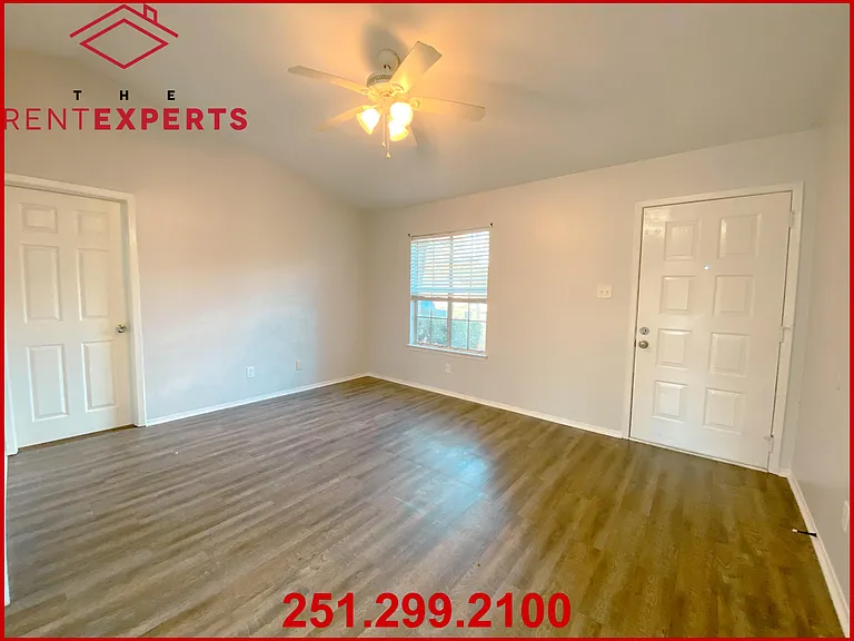 9641 Royal Woods Ct — Photo 7