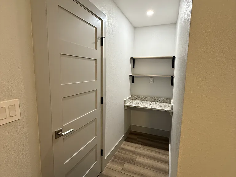 N Cypress Cir — Photo 6