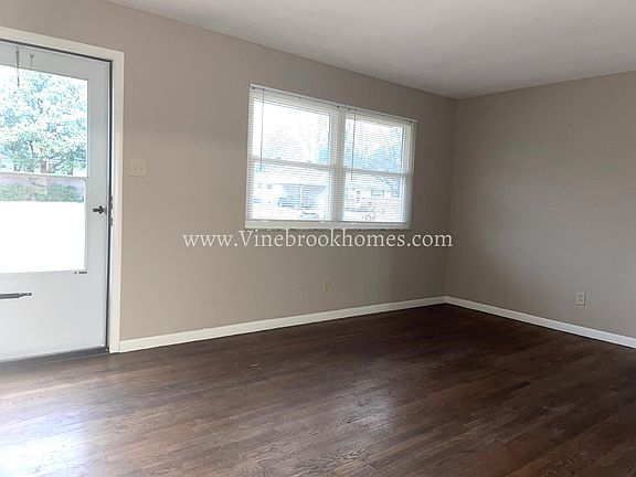 2nd image of 2770 Robert Dr