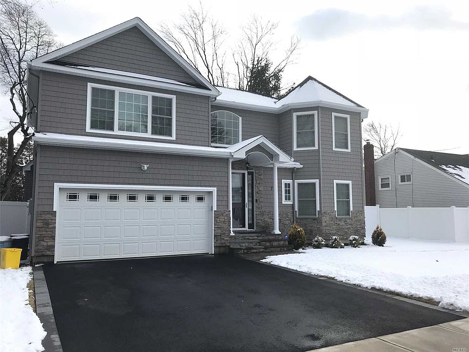 1st image of 8 Cheshire Ave
