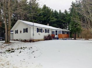 28 Hoit Rd, Moira, NY 12957