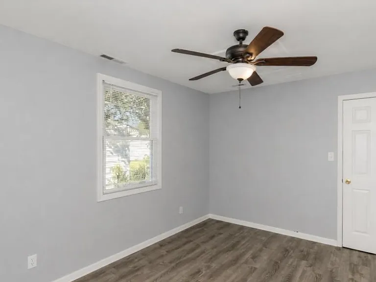 9207 Bataan Dr — Photo 6
