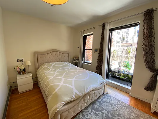 Rented by Triplemint | media 26