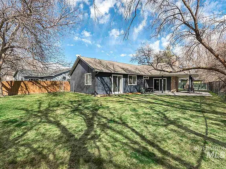 11955 W Driftwood Ct — Photo 26