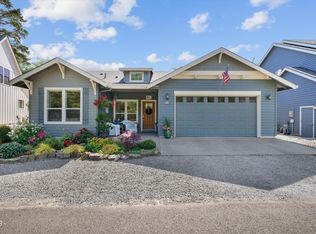 325 N Juniper St, Rockaway Beach, OR