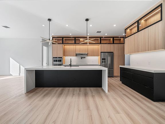 2nd image of 18853 42nd Road