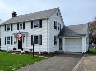 128 Reed St, Agawam, MA 01001
