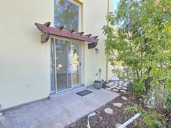 4th image of 23105 Sherman Way #504