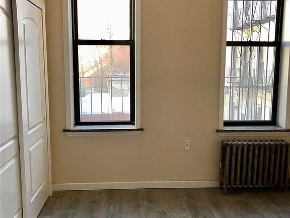 2nd image of 2030 2nd Ave APT 3