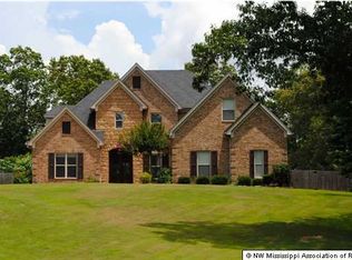 2670 Emerald Way Dr, Hernando, MS 38632