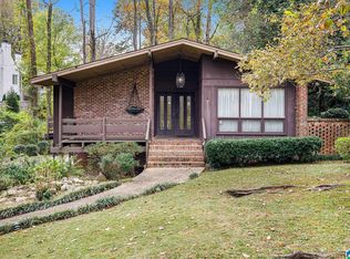 2913 Pine Haven Dr, Mountain Brook, AL 35223