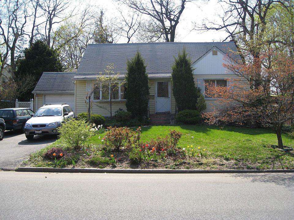 2nd image of 17 Corlett Pl