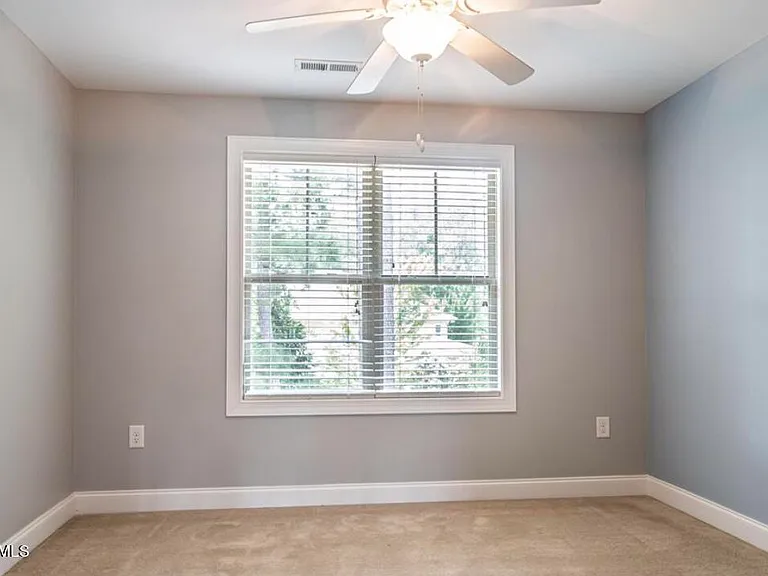 14 Cypress Cir — Photo 30