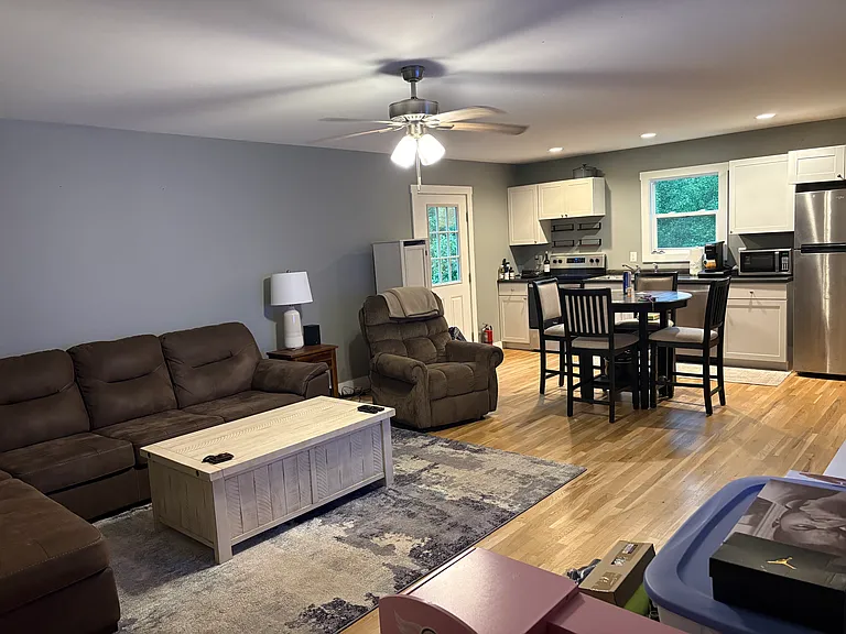 19 Grant Ridge Rd — Photo 3