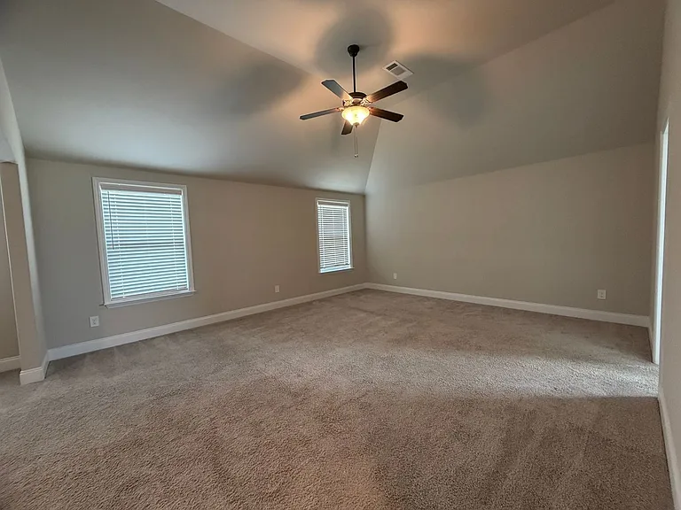 3500 Hilltop Trl — Photo 16