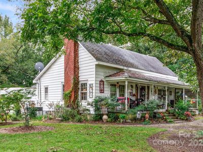 403 W Main St, Mount Croghan, SC, 29727