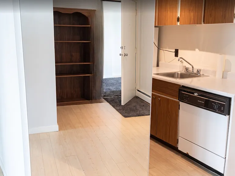 7280 Lindsay Rd #3 — Photo 5