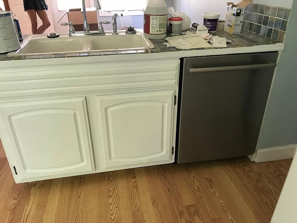 2nd image of 313 Bishop Ln
