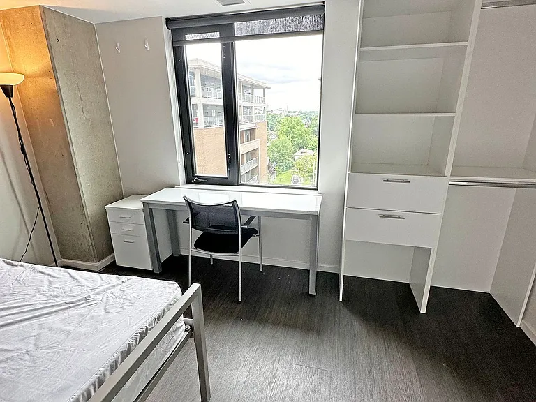 105 Champagne Ave S #1517 — Photo 14