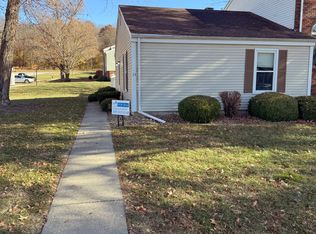 15 S Yorktown Rd #15, Macomb, IL 61455